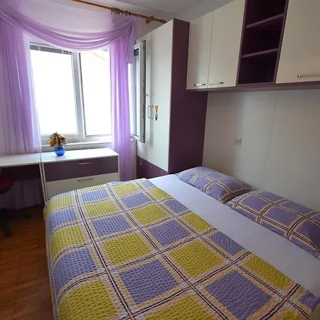 Matea Apartment *